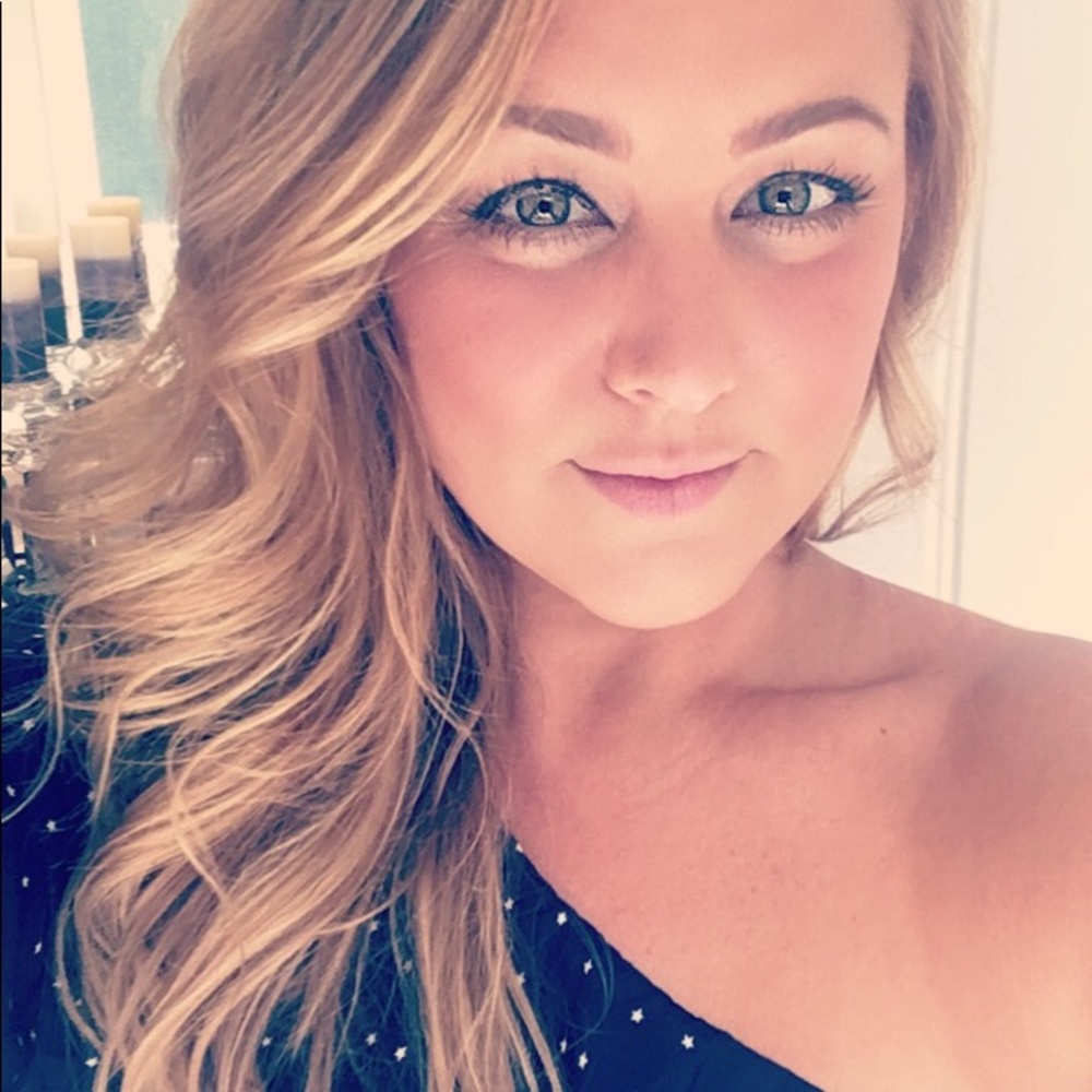 Meet your Posher, Amy
